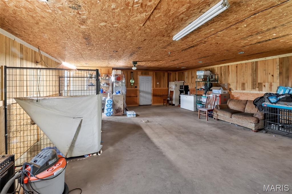 26042516 Property Photo 37