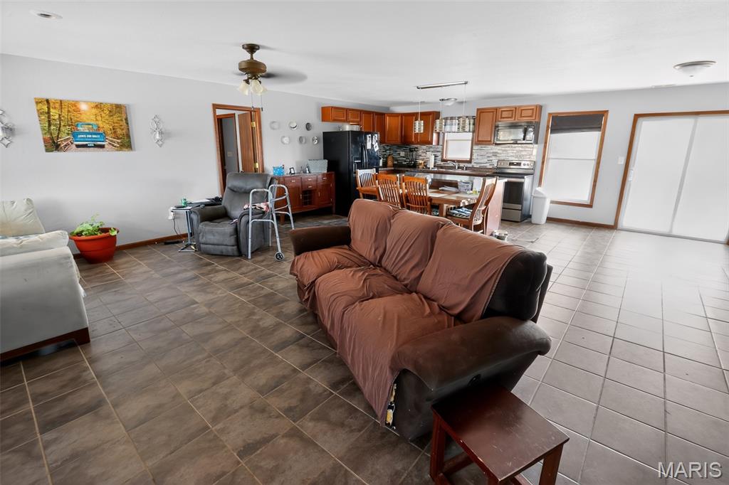 26042516 Property Photo 50