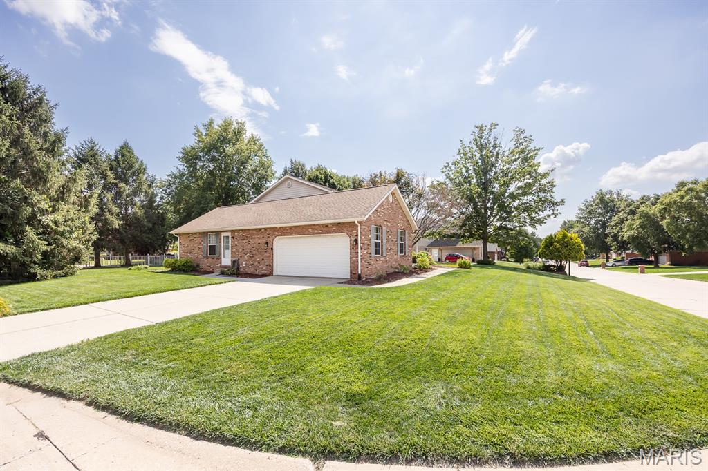310 Meadowlark Lane Property Photo 6