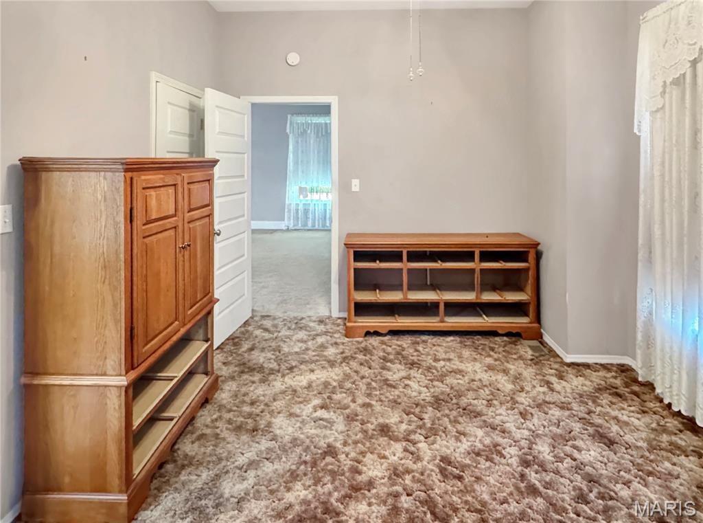 305 E Main Street Property Photo 35