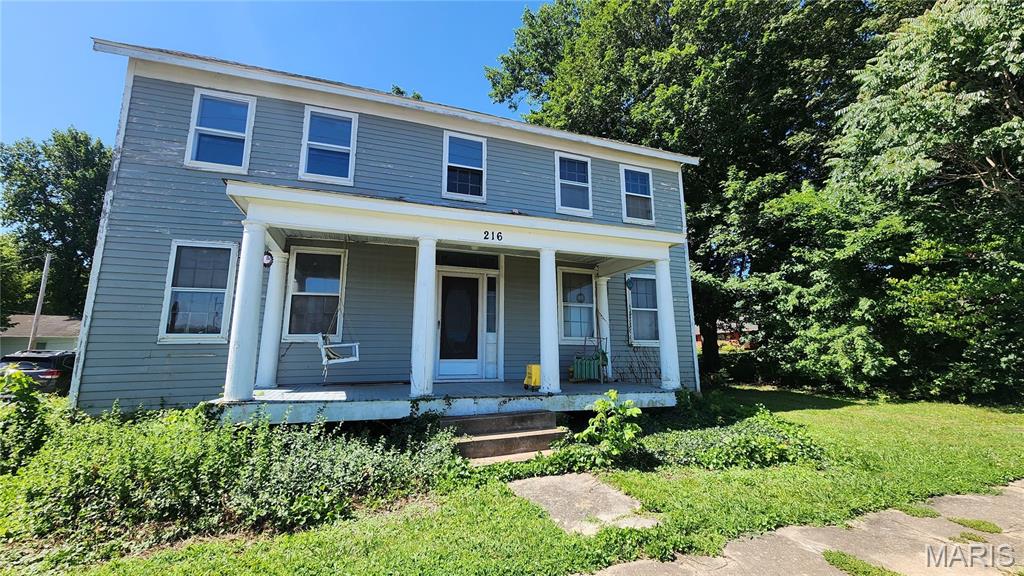 216 S Main Street Property Photo 1