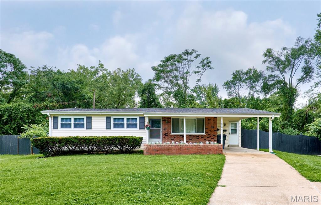 1800 Apple Blossom Court