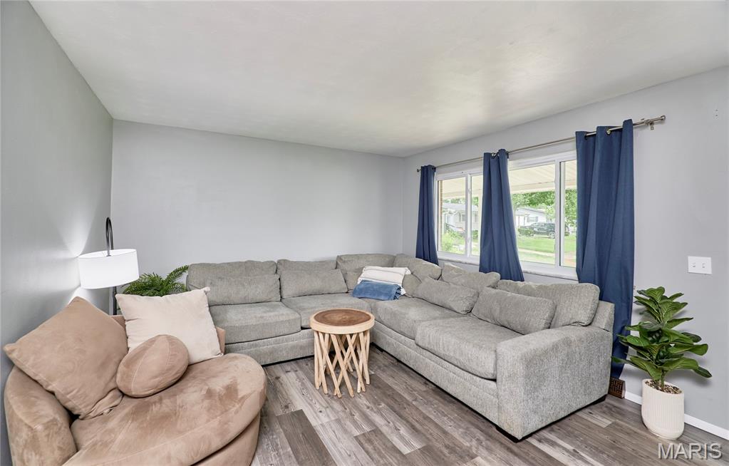 1800 Apple Blossom Court Property Photo 5