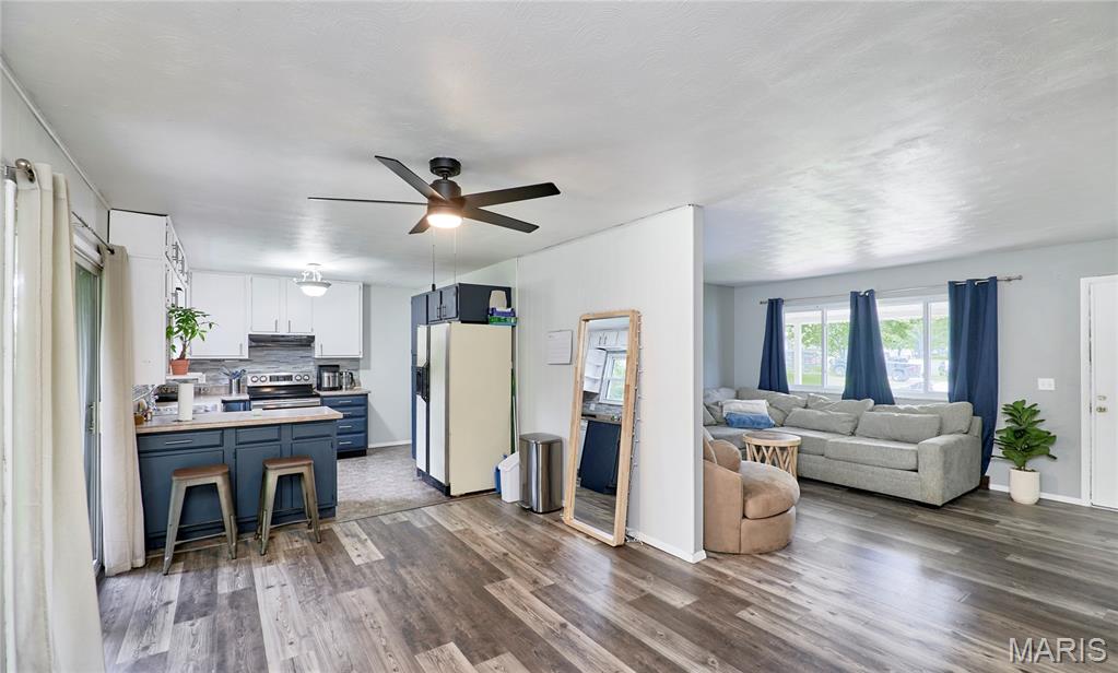 1800 Apple Blossom Court Property Photo 13