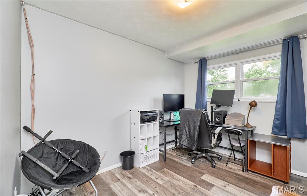 1800 Apple Blossom Court Property Photo 23