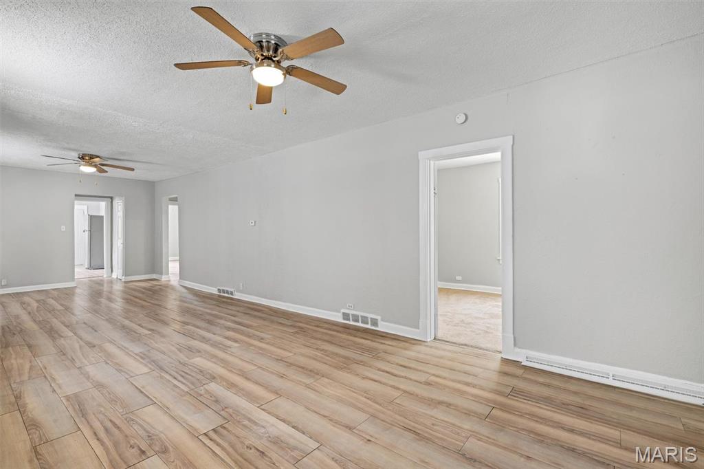 6604 Etzel Avenue Property Photo 9