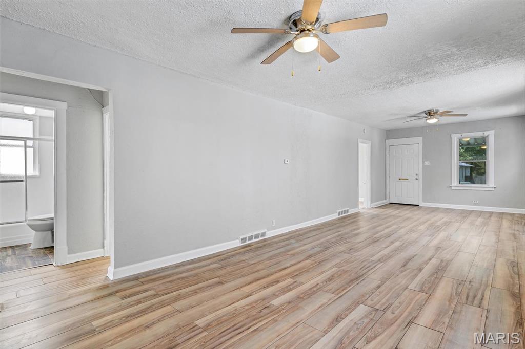 6604 Etzel Avenue Property Photo 11