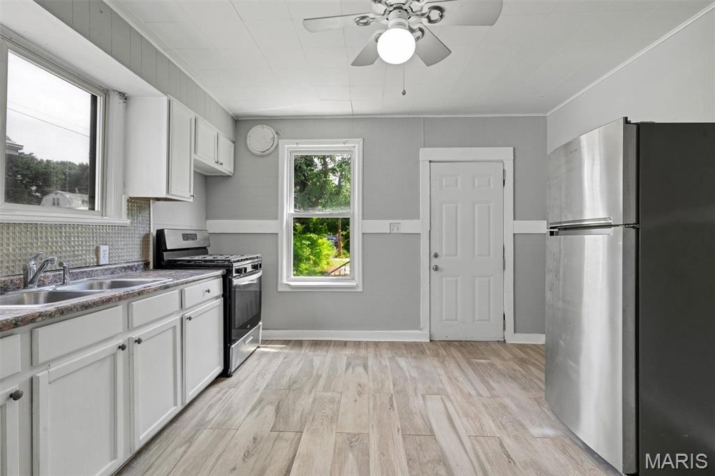 6604 Etzel Avenue Property Photo 23