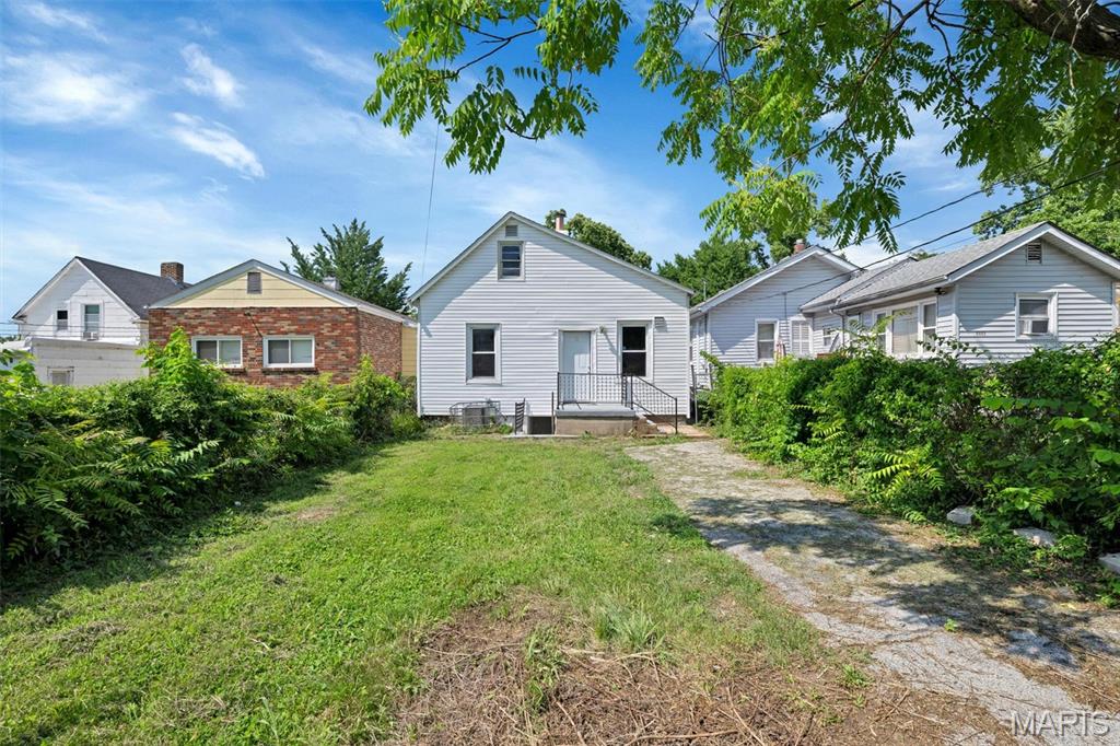 6604 Etzel Avenue Property Photo 36