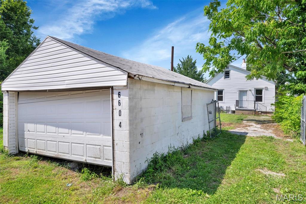 6604 Etzel Avenue Property Photo 37