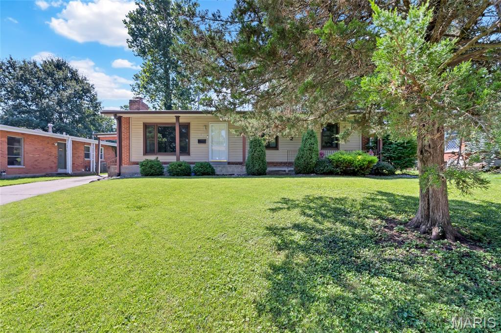 522 Bahia Drive Property Photo 1