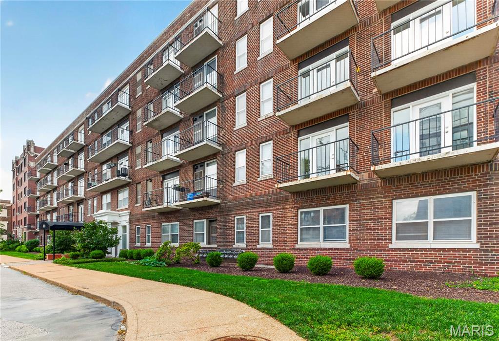 5630 Pershing Avenue 50 Property Photo 1