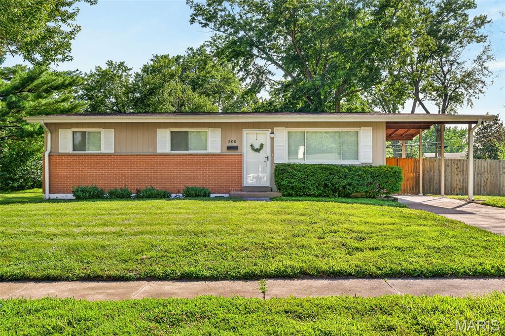 200 Falcon Drive Property Photo 1