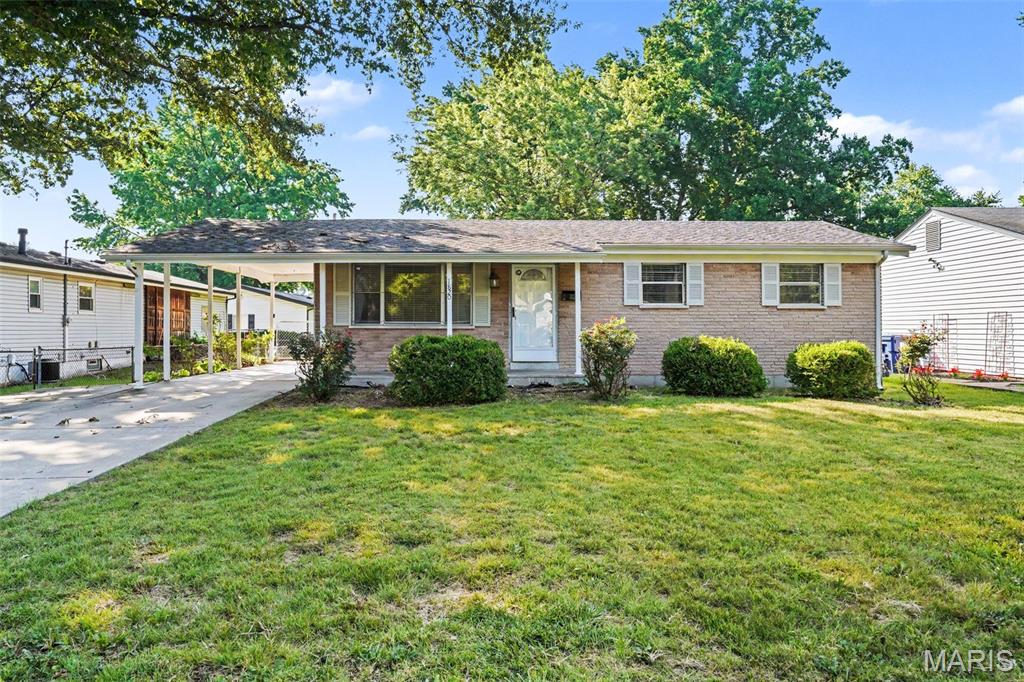 1820 Violet Drive Property Photo 1