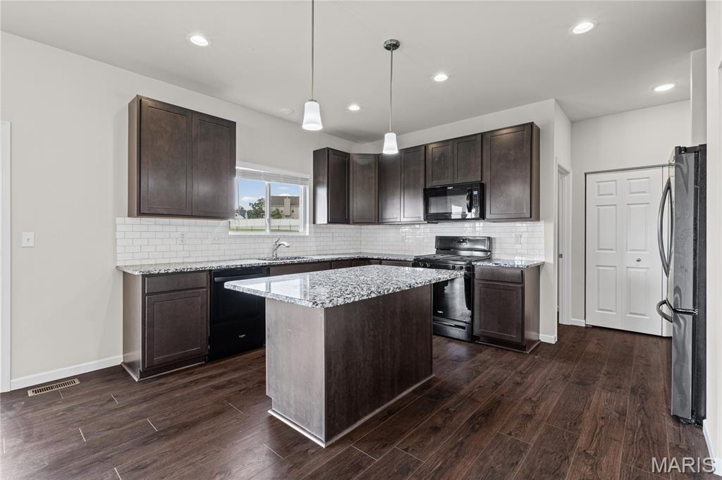 122 Winter Wheat Trail Property Photo 4