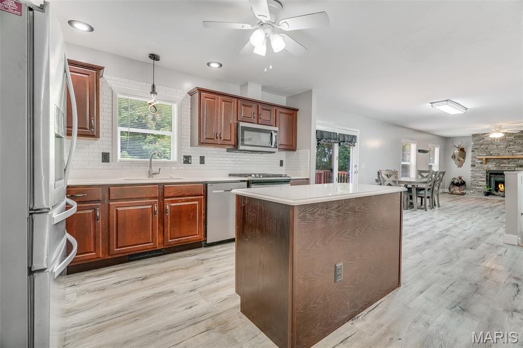 16021 Pellikan Lane Property Photo 8