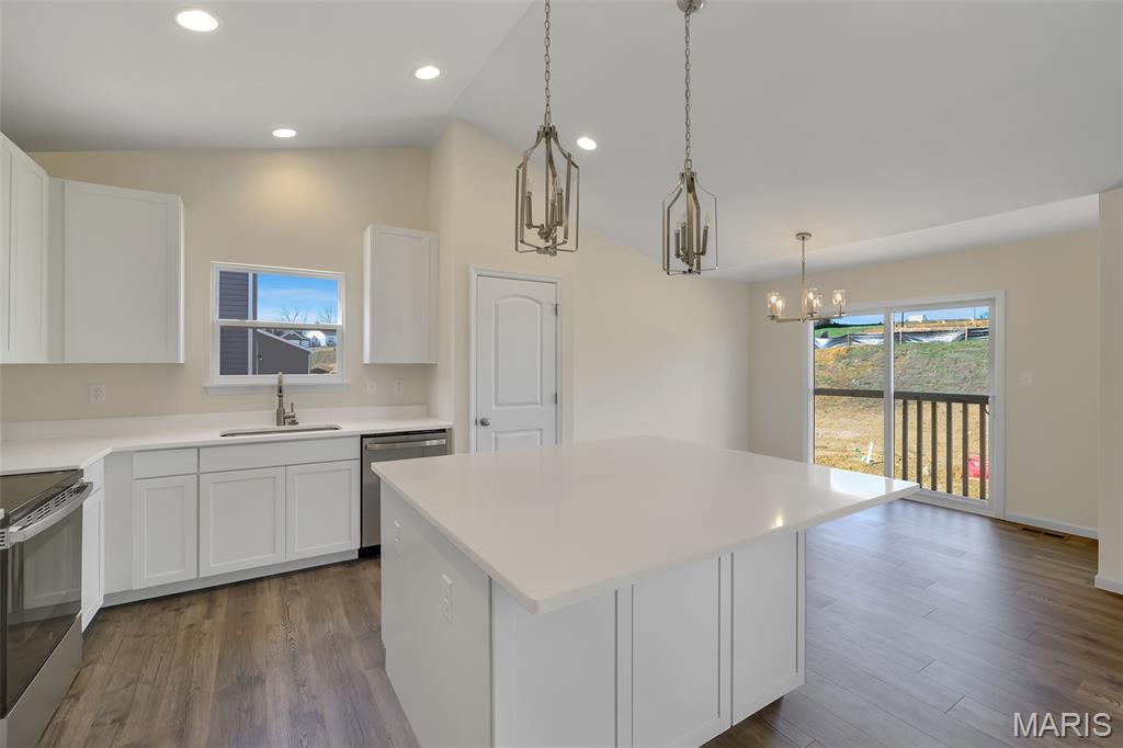 201 Century Farm Drive Property Photo 6