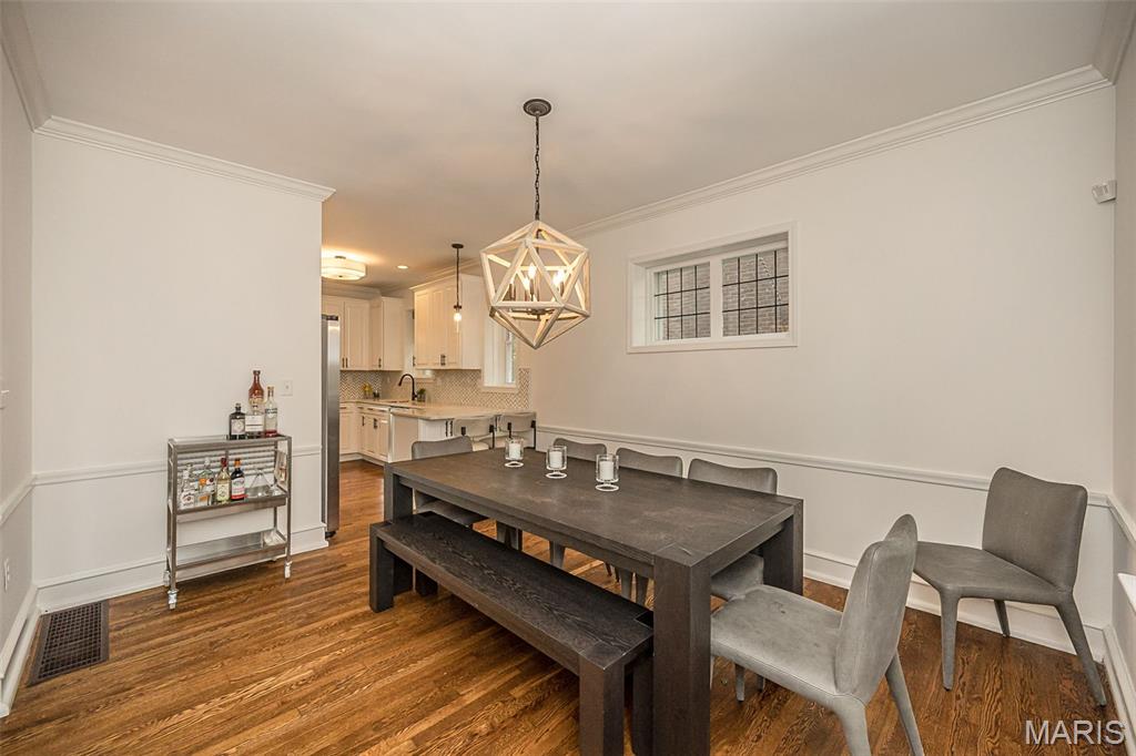 6946 Pershing Avenue Property Photo 9