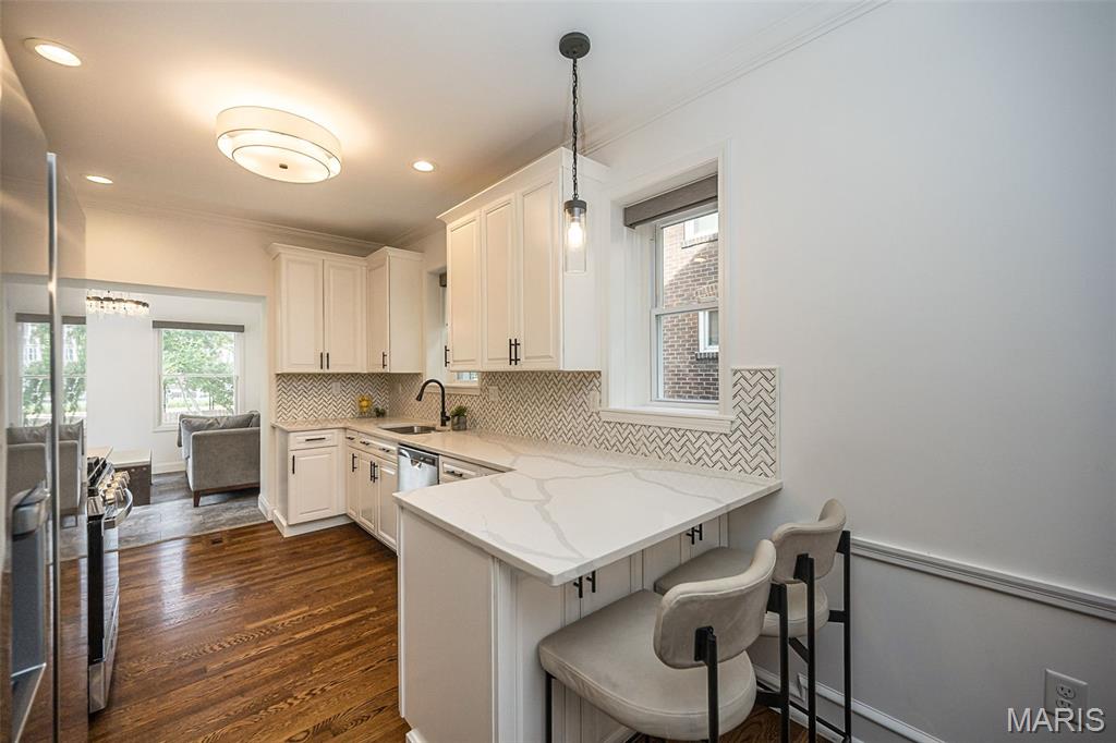6946 Pershing Avenue Property Photo 11