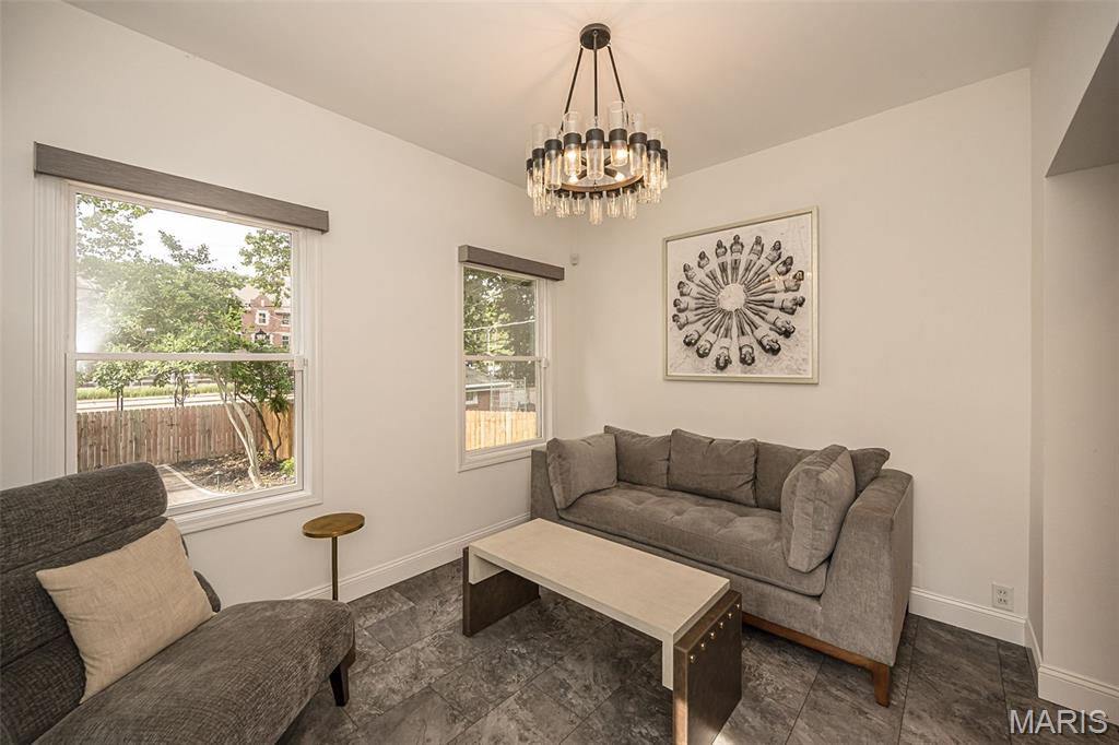 6946 Pershing Avenue Property Photo 17