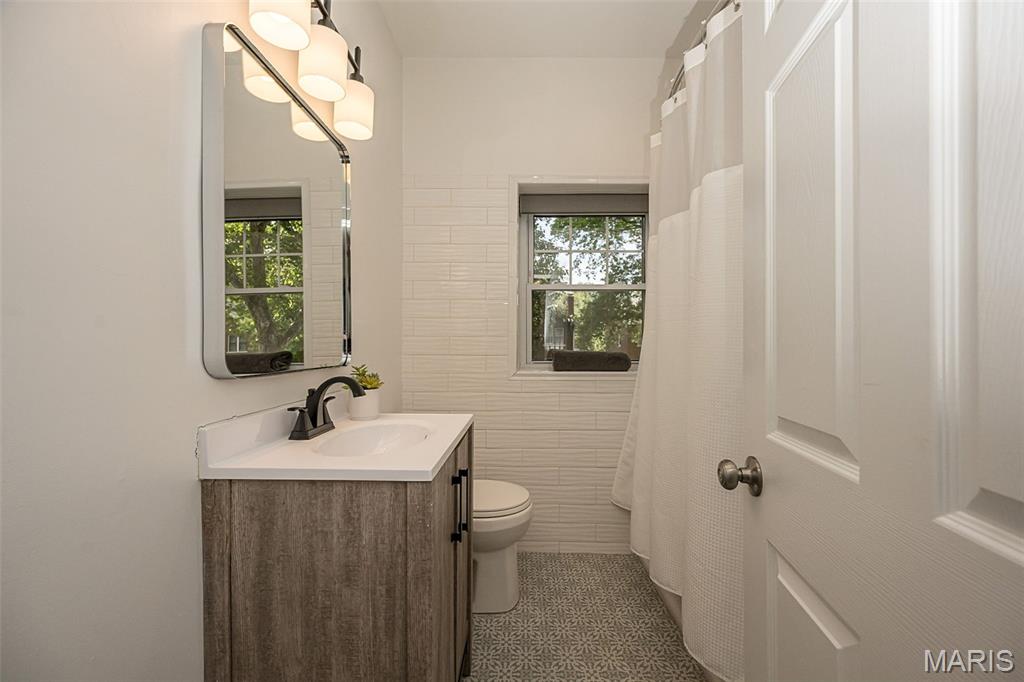 6946 Pershing Avenue Property Photo 28