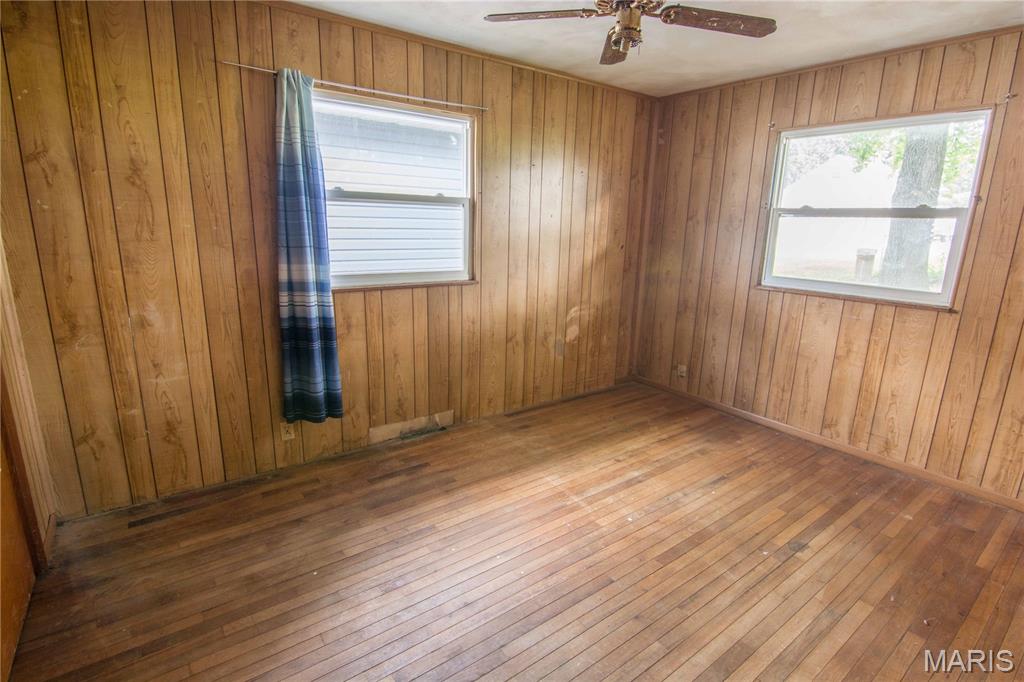1417 W Main Street Property Photo 9