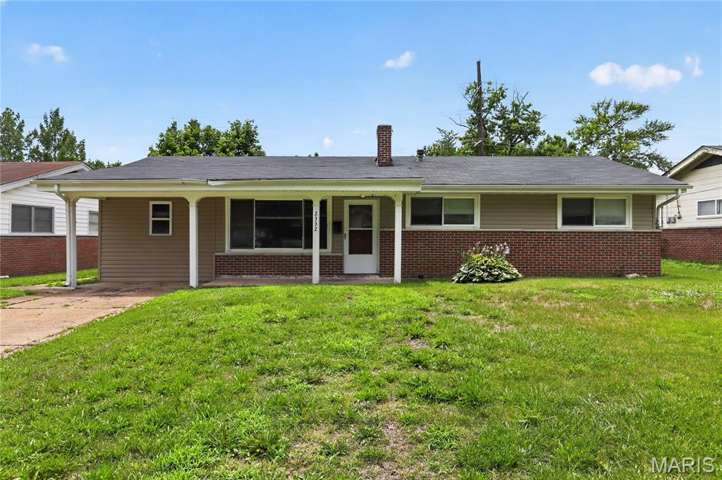 2332 Collett Drive Property Photo 1