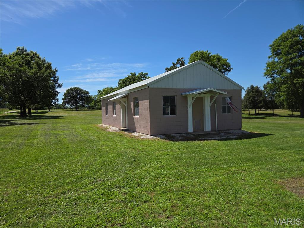 263 Candlewood Road Property Photo 12