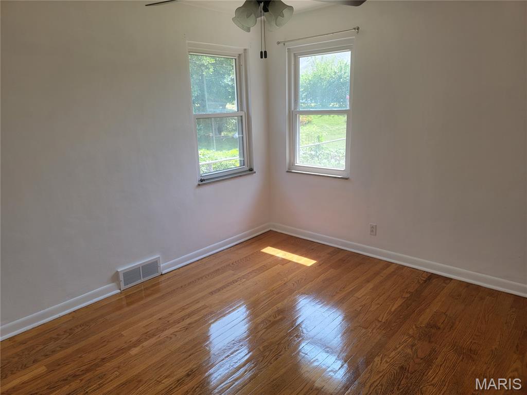 7448 Morganford Road Property Photo 10