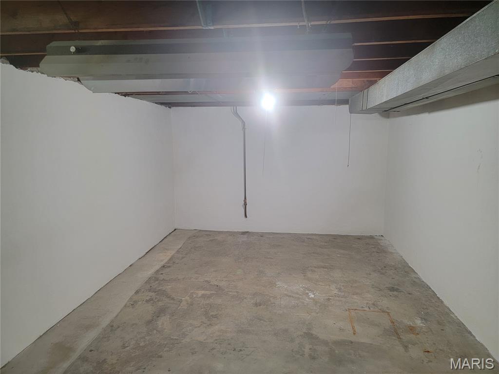 7448 Morganford Road Property Photo 18