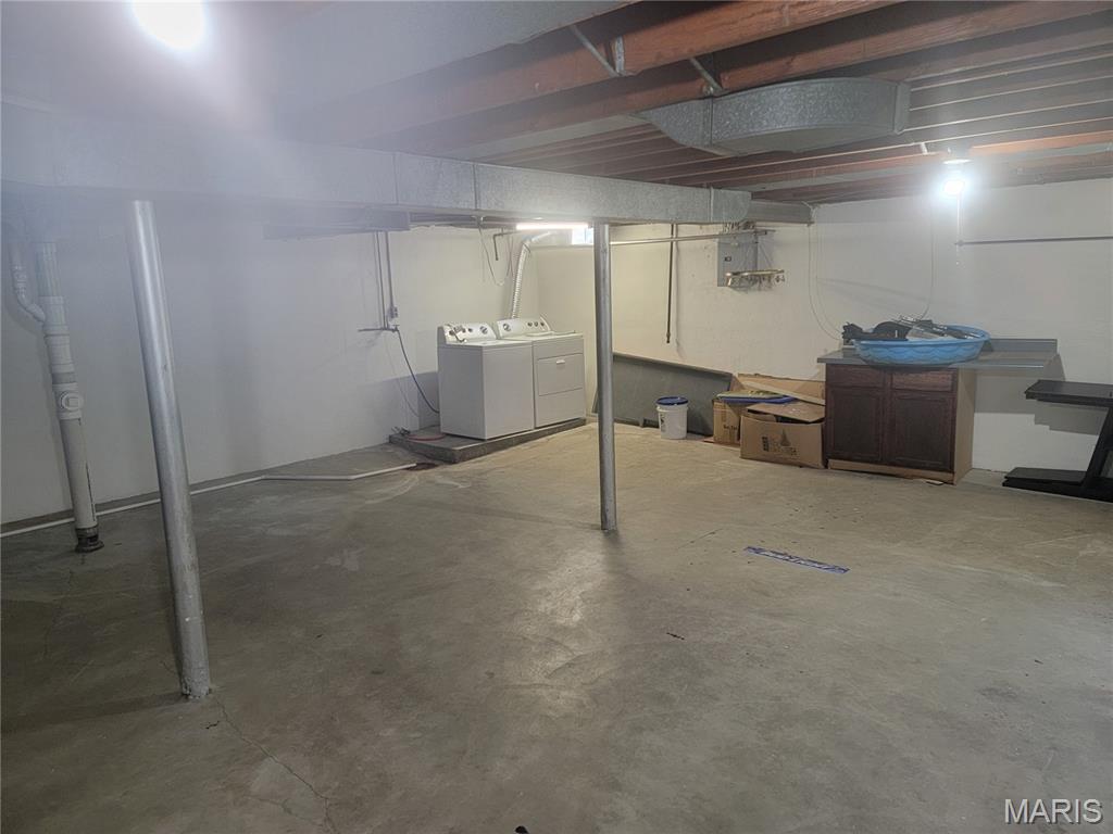 7448 Morganford Road Property Photo 19