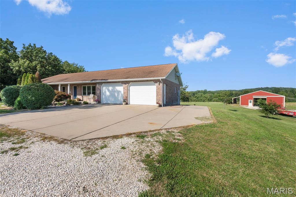 426 County Road 429 Property Photo 5
