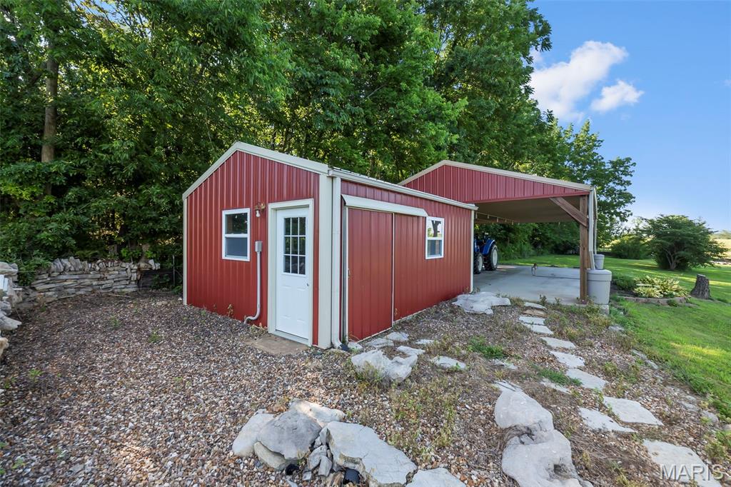 426 County Road 429 Property Photo 26