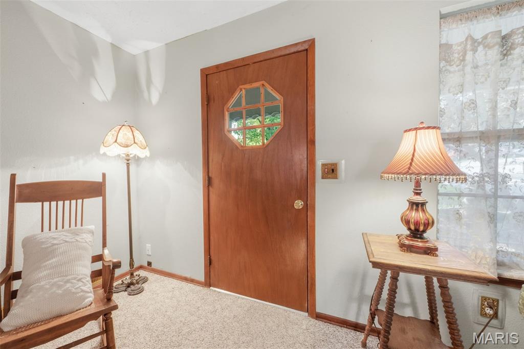 205 Hillcrest Drive Property Photo 5