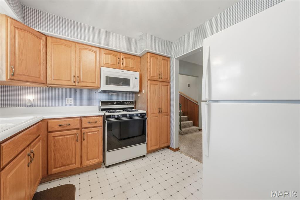 205 Hillcrest Drive Property Photo 15