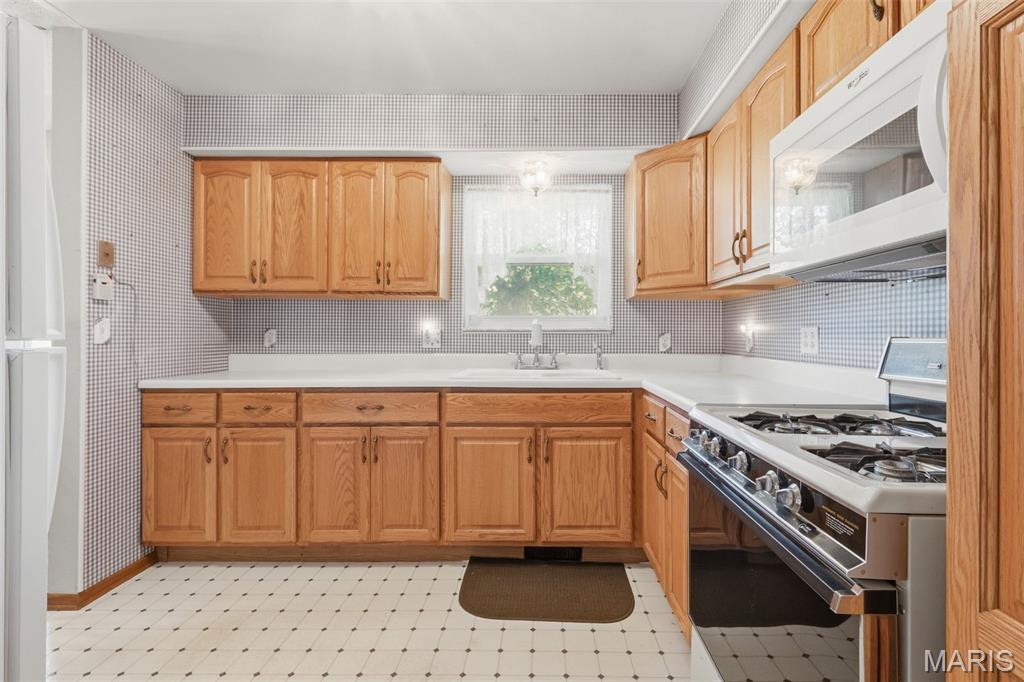 205 Hillcrest Drive Property Photo 18