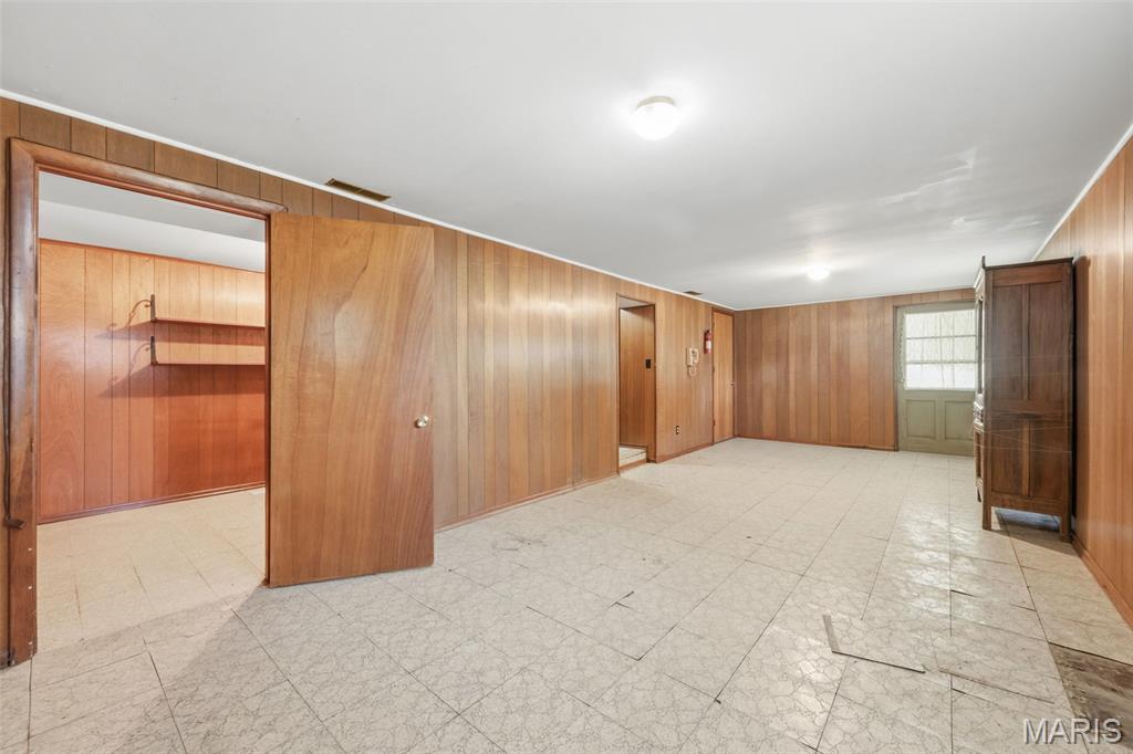 205 Hillcrest Drive Property Photo 34