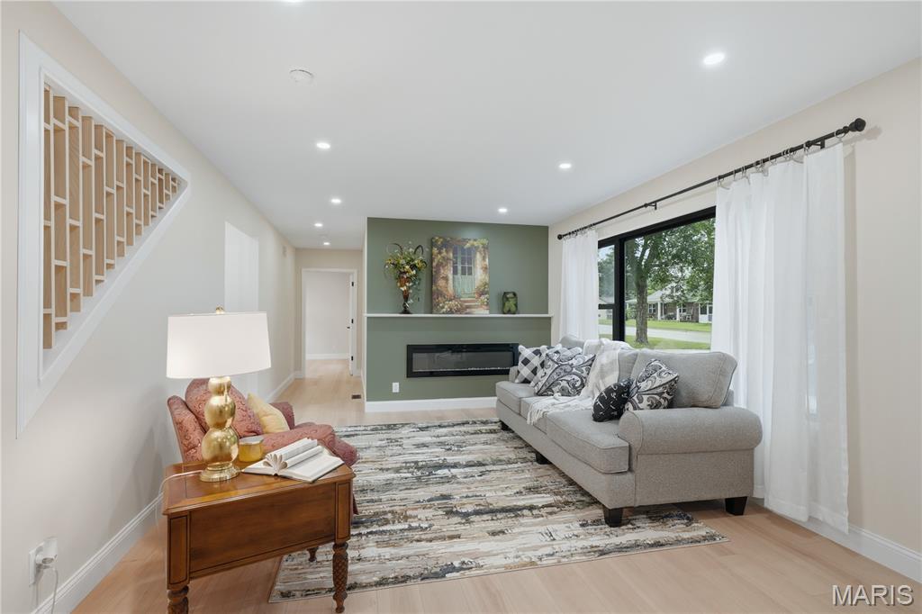 1716 Pottery Road Property Photo 4