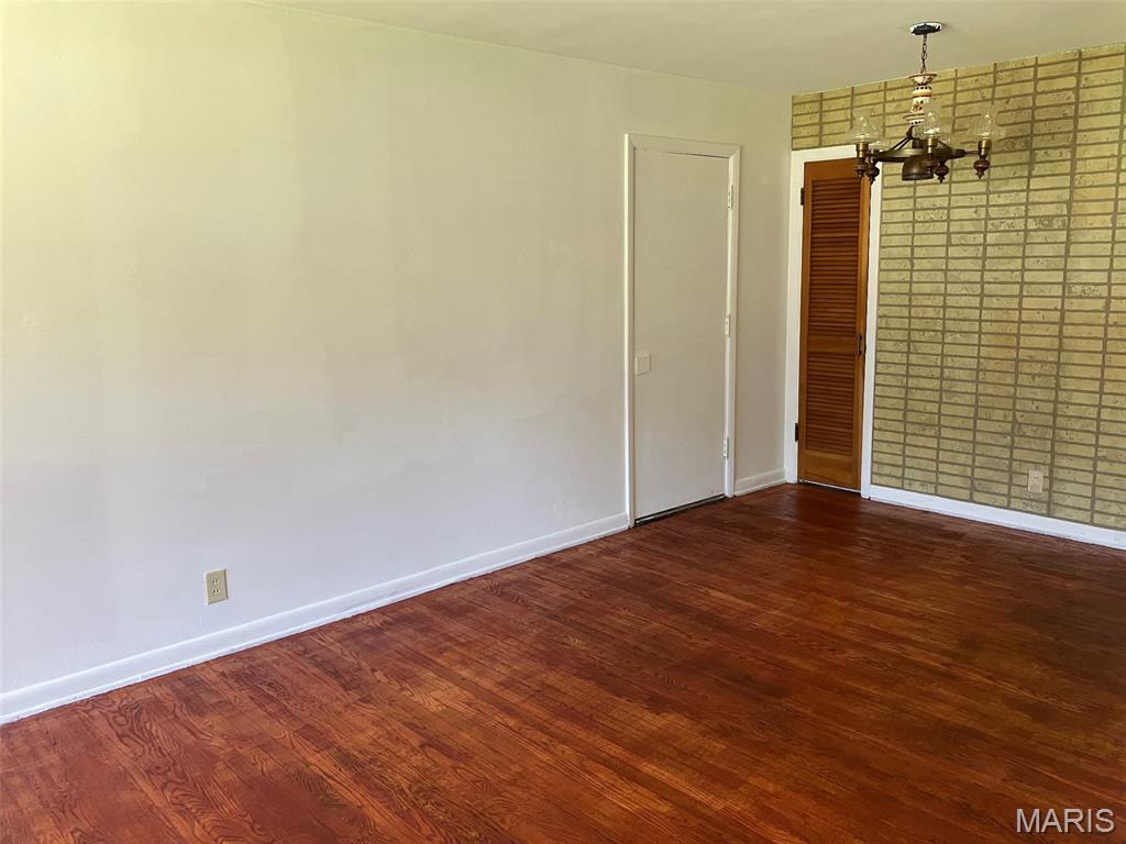 228 Newton Place Property Photo 6