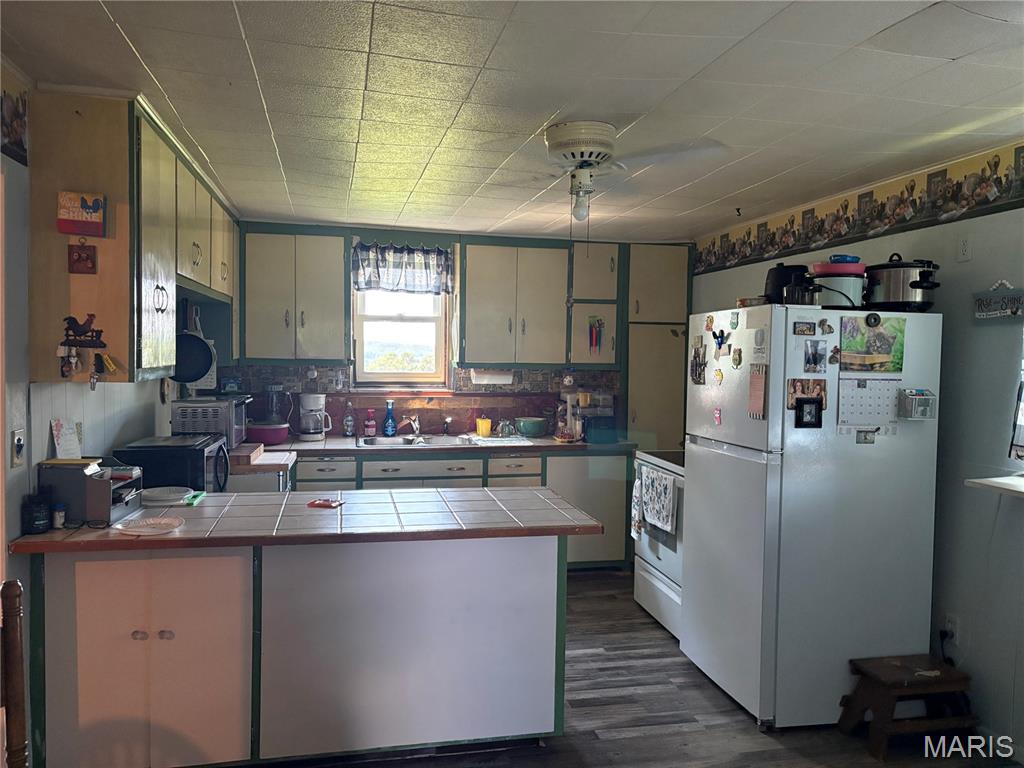 3749 Lahmeyer Road Property Photo 9