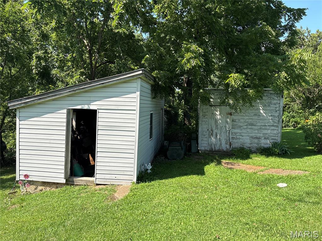 3749 Lahmeyer Road Property Photo 27