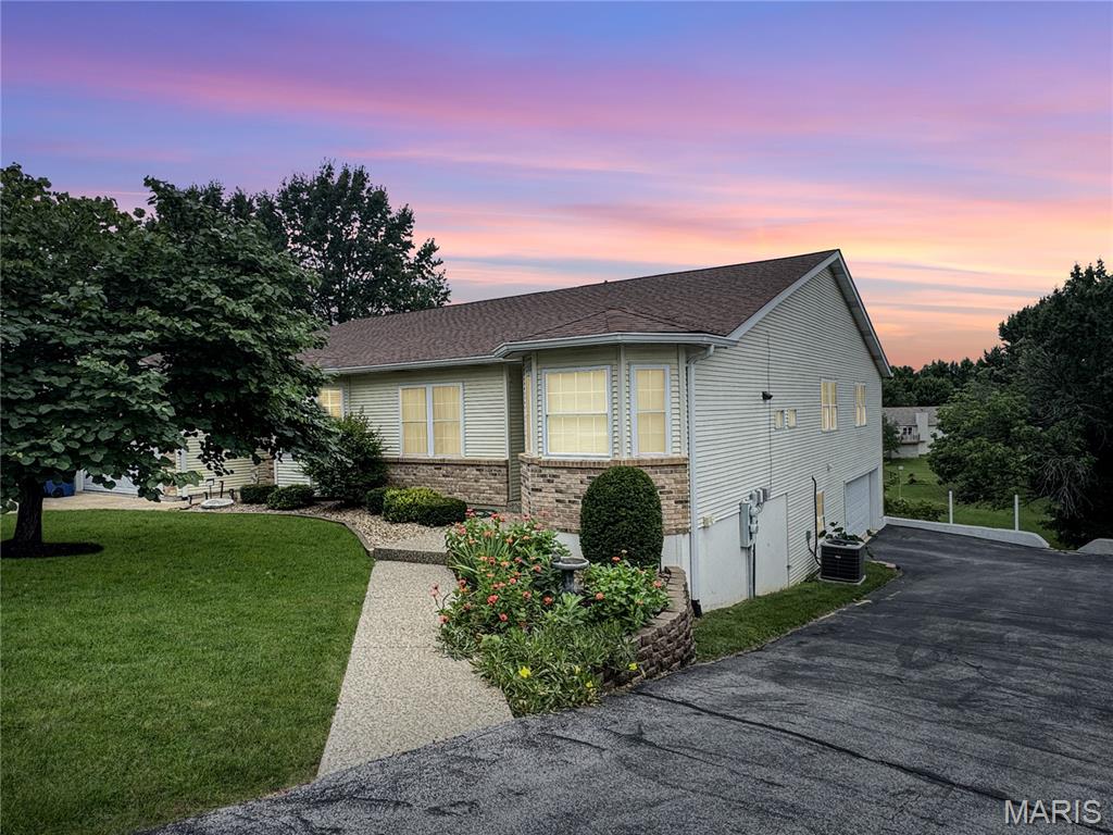 109 Wenona Drive Property Photo 1