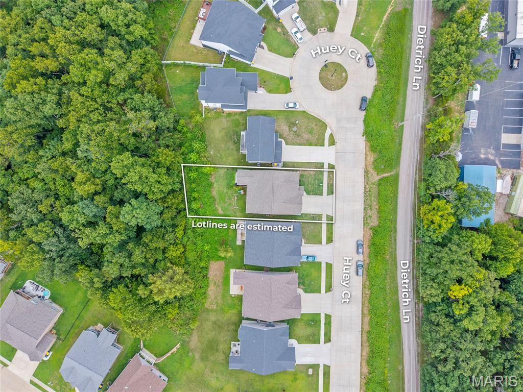 2011 Huey Court Property Photo 17