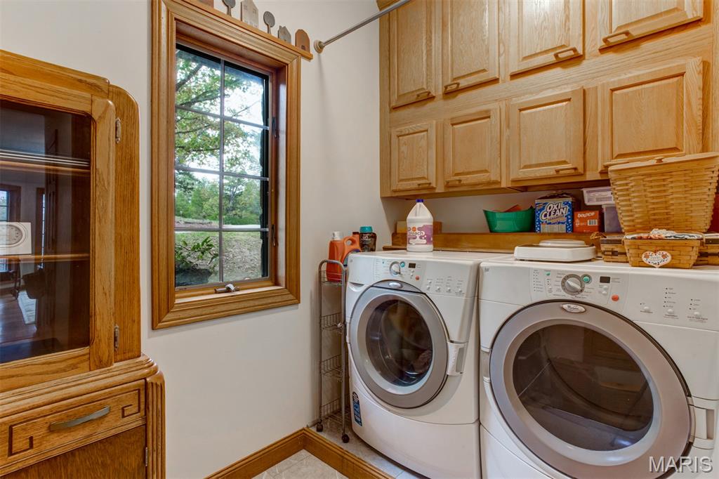1075 Eureka Road Property Photo 22