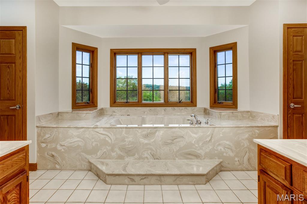 1075 Eureka Road Property Photo 33