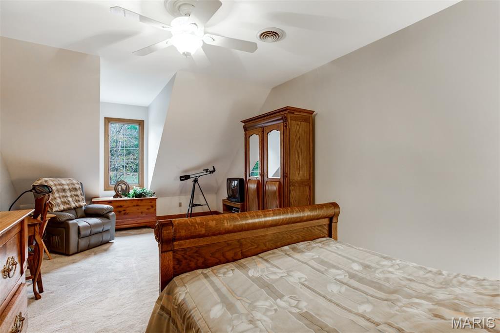 1075 Eureka Road Property Photo 35