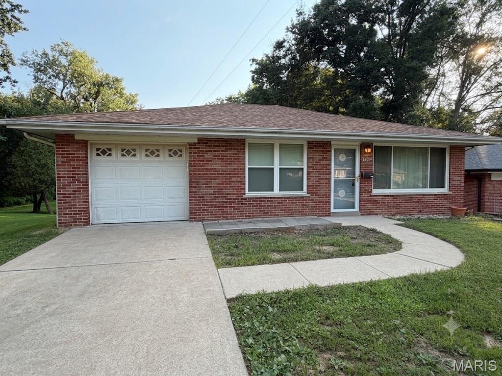 3740 Park Crest Drive Property Photo 1