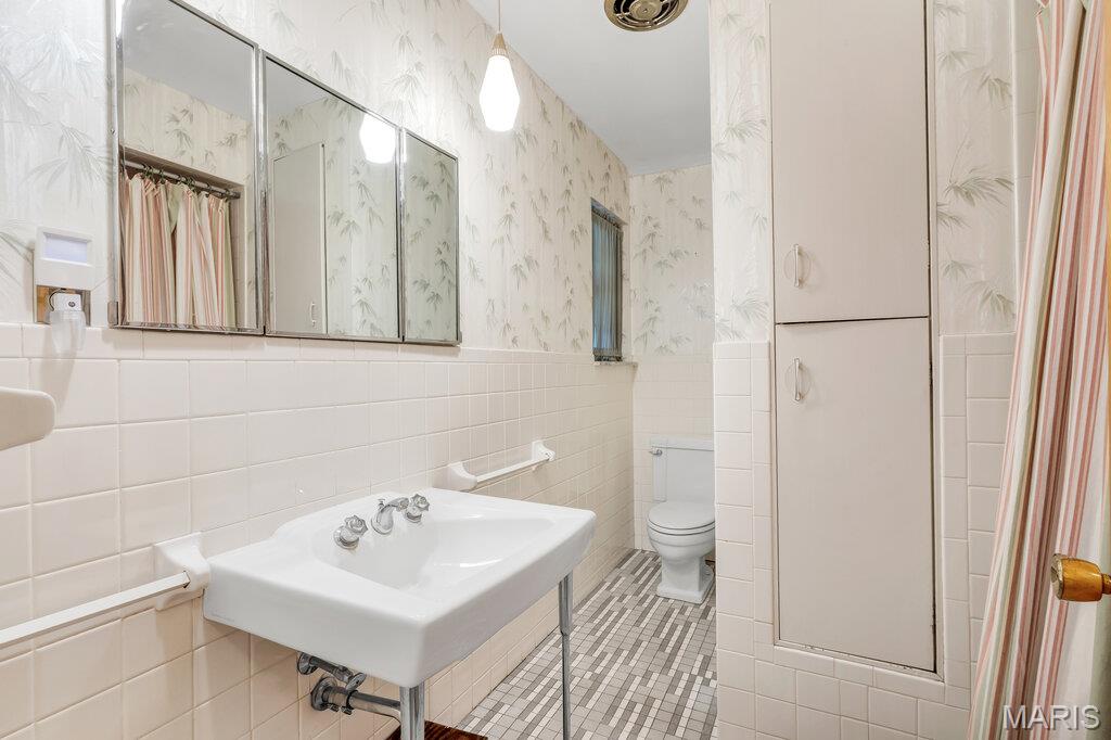 10 Sassafras Manor Property Photo 15