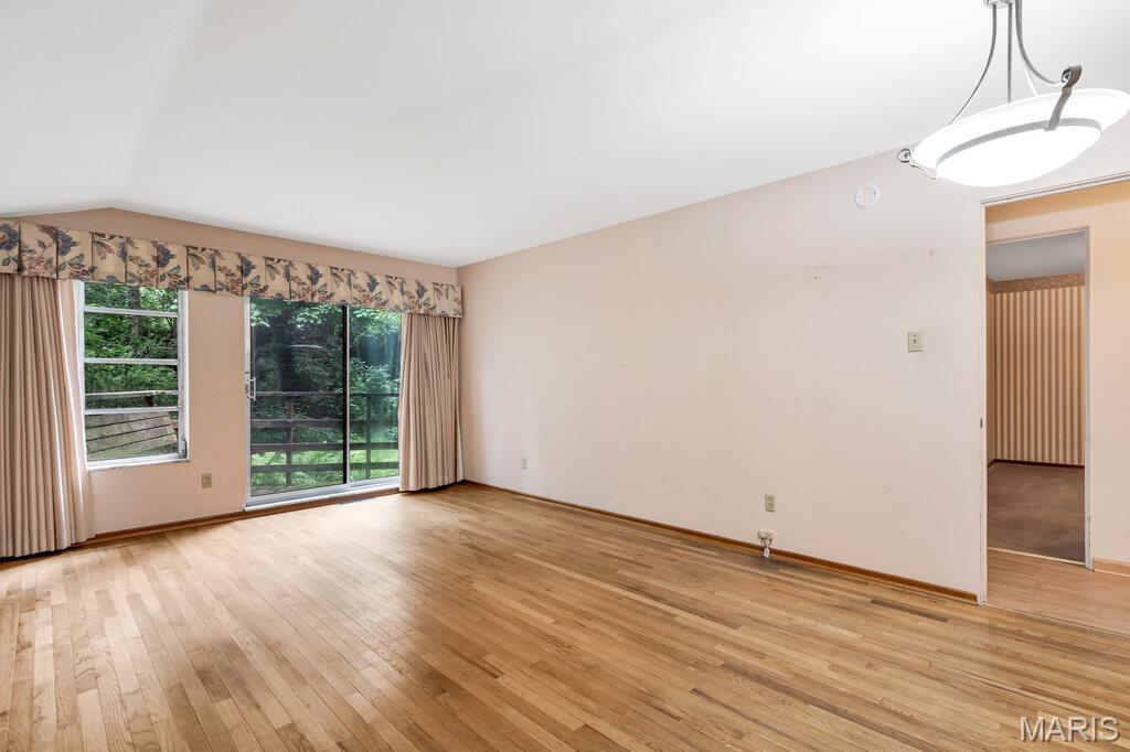 10 Sassafras Manor Property Photo 20