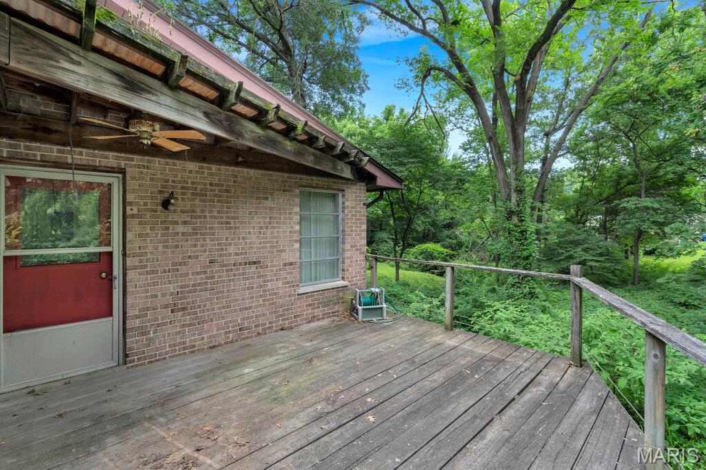 10 Sassafras Manor Property Photo 32